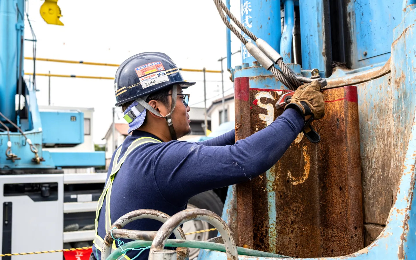 作業をする作業員